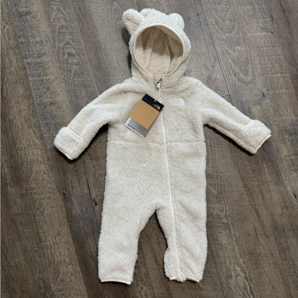 NWT North Face Cream Sparkly Footie
